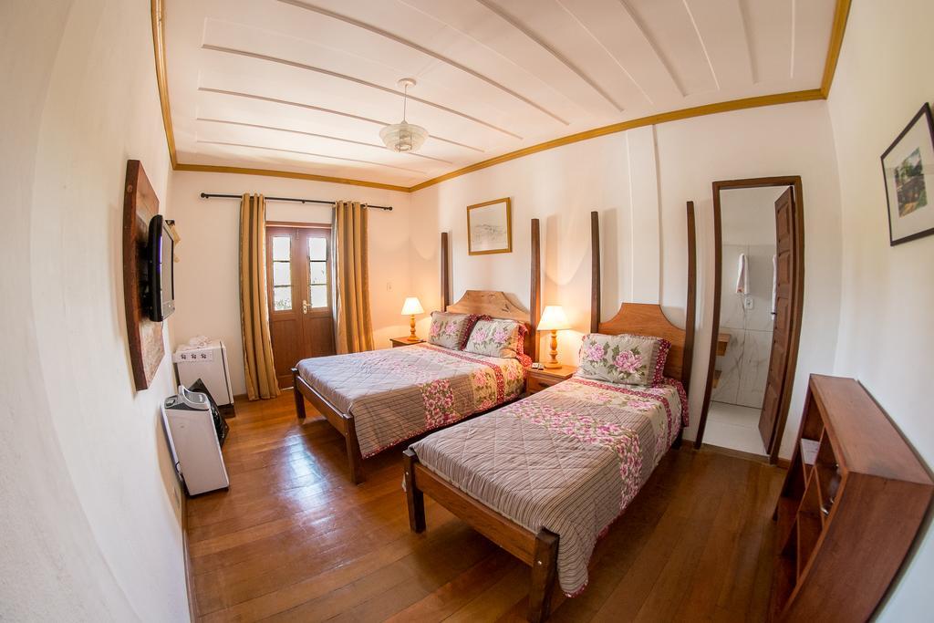 Hotel Pouso Lar Doce Lar à Tiradentes Extérieur photo